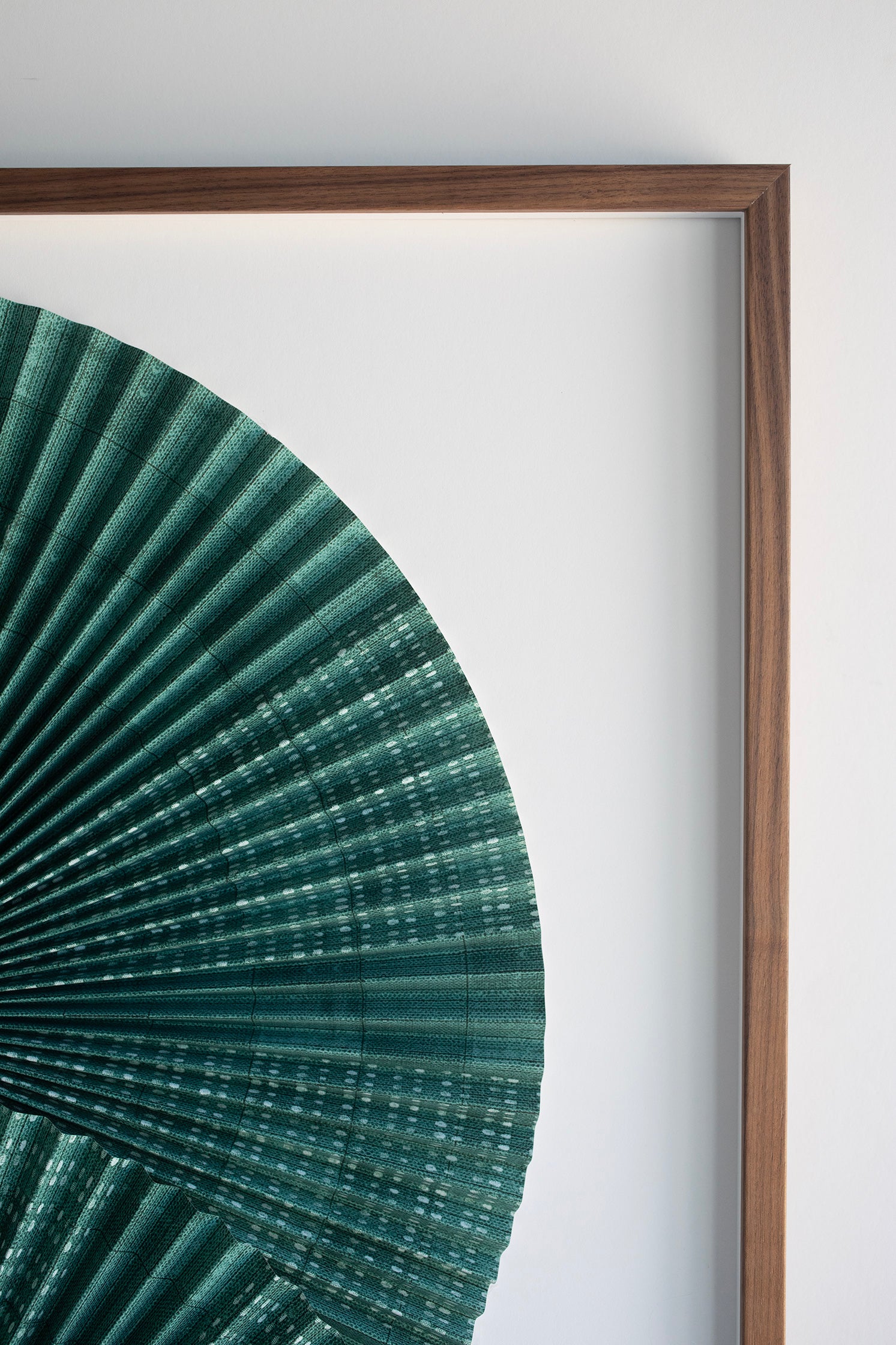 002 Abstract Forest Green Pleats